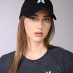 Black hat - White logo - 3D embroidery - Adjustable size - Black and White